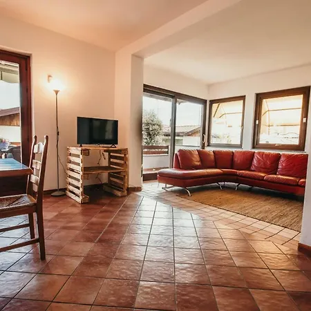 Дом отдыха Casa Torelu - Lakeside Leisure & Business Nebbiuno